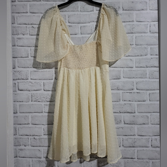 Lulu's Be a Dear Swiss Dot Tie Front Skater Dress Cream size S - Picture 5 of 7